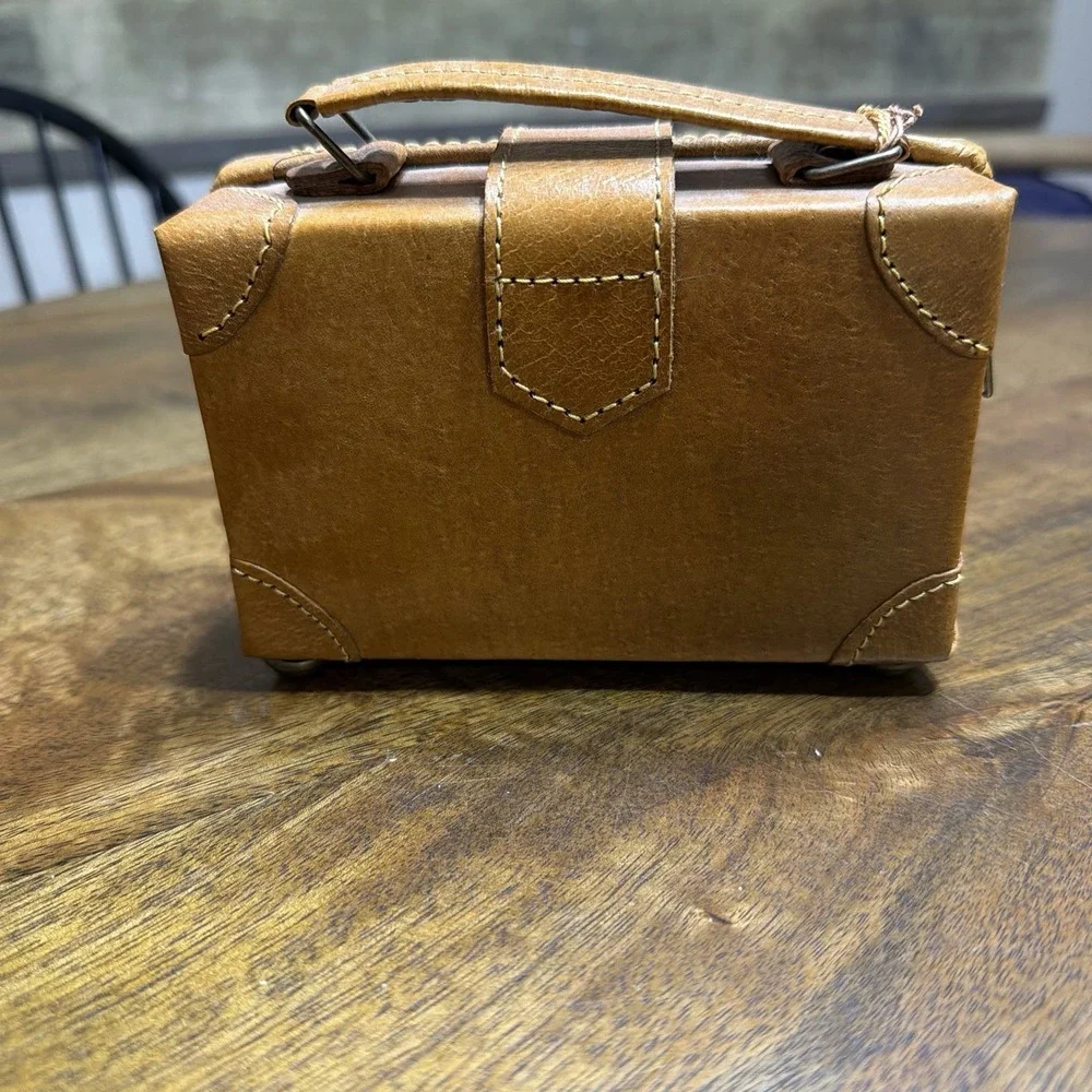 Pacific Spectrum Real Leather Bear Baggage Mini Suitcase Bag New!